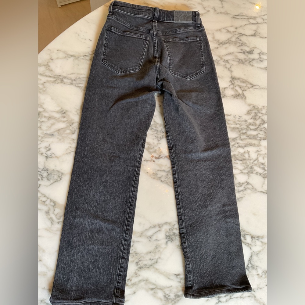 EUC Madewell Curvy 90s Black Wash Straight Jeans Sz 26  - NM273 - broken zipper - Picture 3 of 9